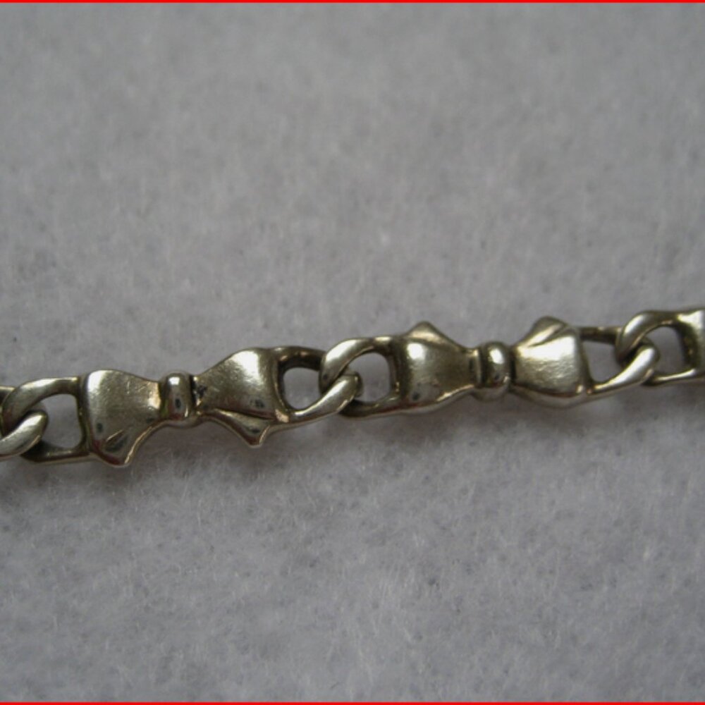Tiffany & Co Continuous Bows Bracelet Sterling Silver Retired, Vintage, Rare